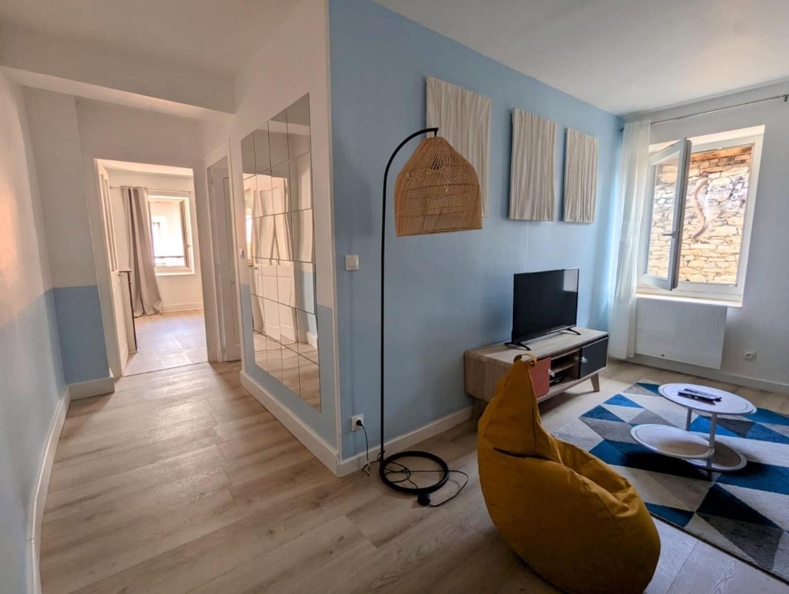 Le Phoenix Bourgoin-Jallieu Exterior photo